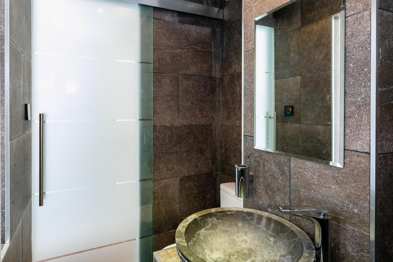 Weforyou 2 Bedrooms Penthouse At Malaga Center Exteriér fotografie